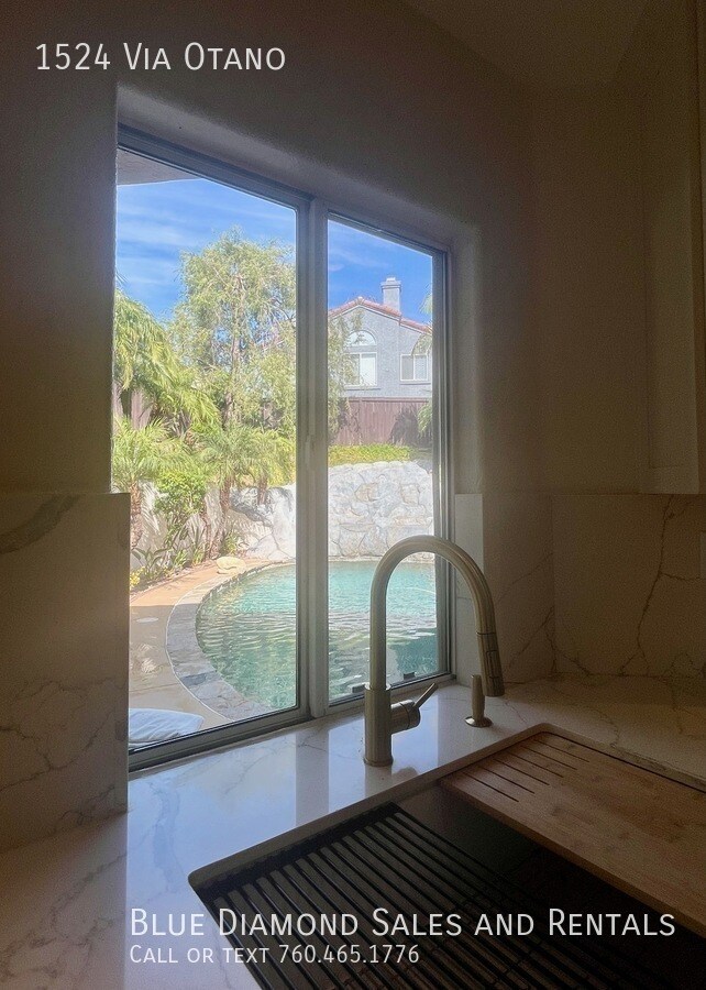 Building Photo - 1524 Via Otano