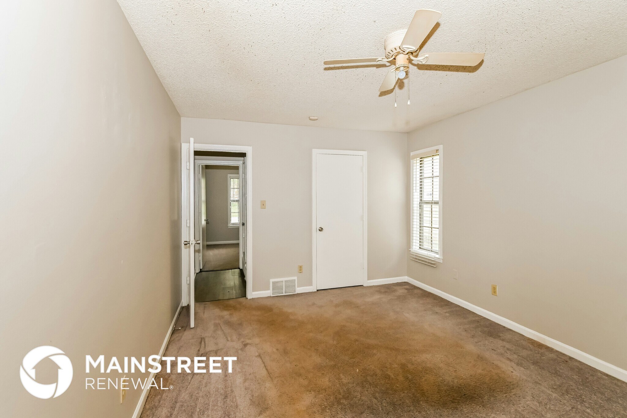 Building Photo - 6770 Starkenburg Ln