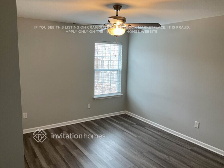 Building Photo - 1920 Northrop Dr