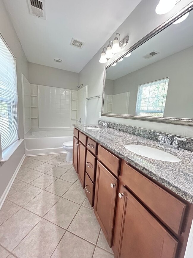 Building Photo - DOWNTOWN COLUMBIA'S CANAL PLACE