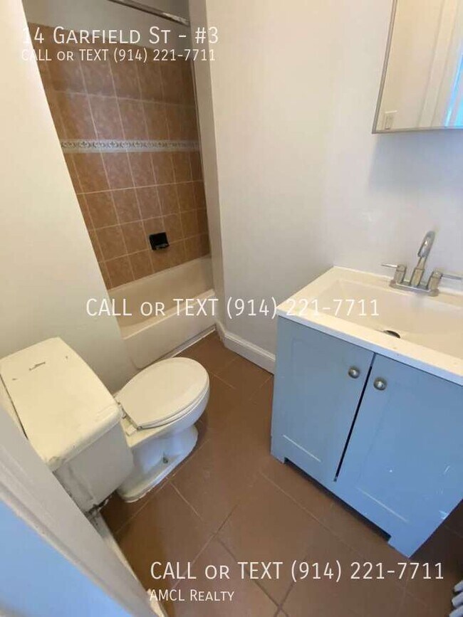 Building Photo - 14 Garfield St