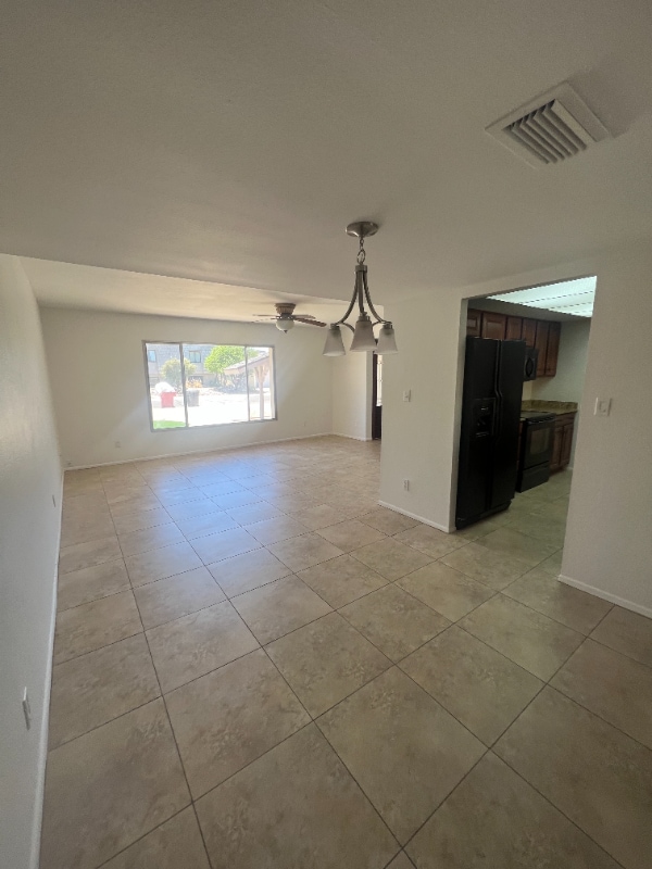 Building Photo - 8308 E Buena Terra Way
