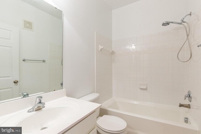 Building Photo - 2376 Merseyside Dr