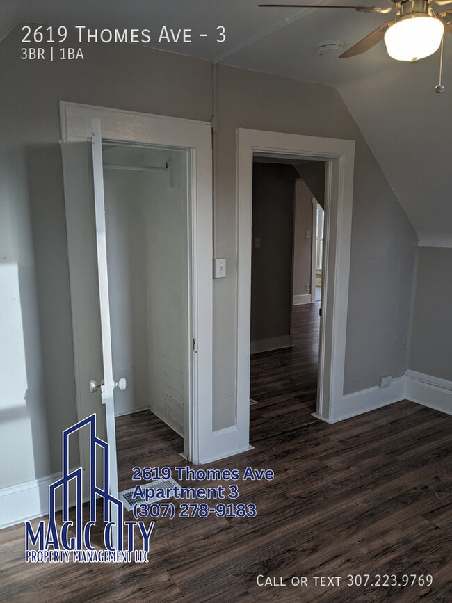 Building Photo - 2619 Thomes Ave