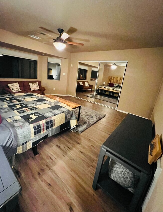 Building Photo - 17520 Bluejay Cir