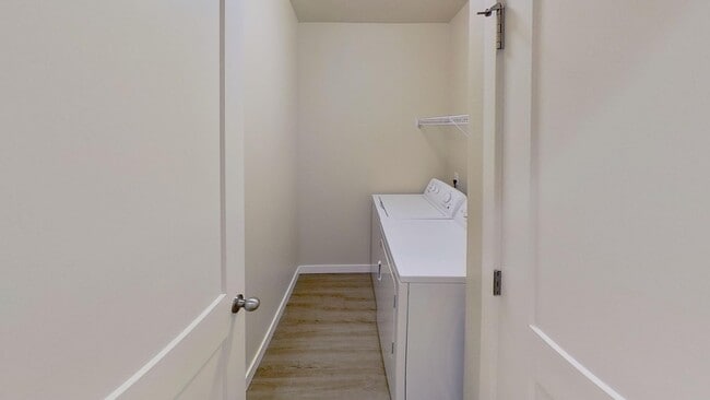 Building Photo - Spacious 2-Bedroom, 2-Bathroom Townhome in West Olympia — Apply Today!!