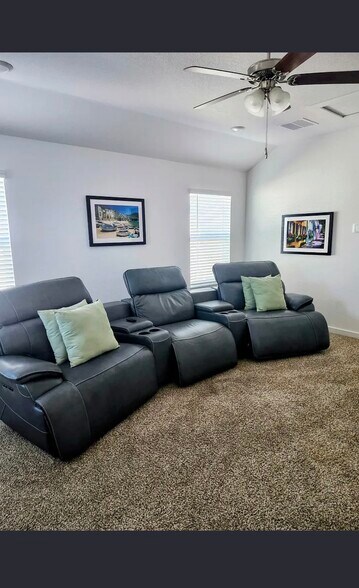 Building Photo - 1920 Centerline Ln