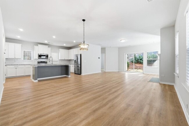 Building Photo - 2779 Morgan Spring Trail