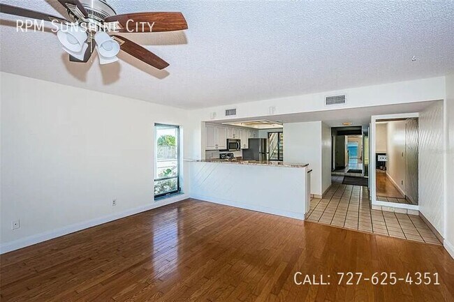 Building Photo - 20204 Gulf Blvd