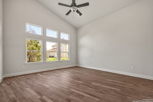 Building Photo - 118 Cap Rock Dr