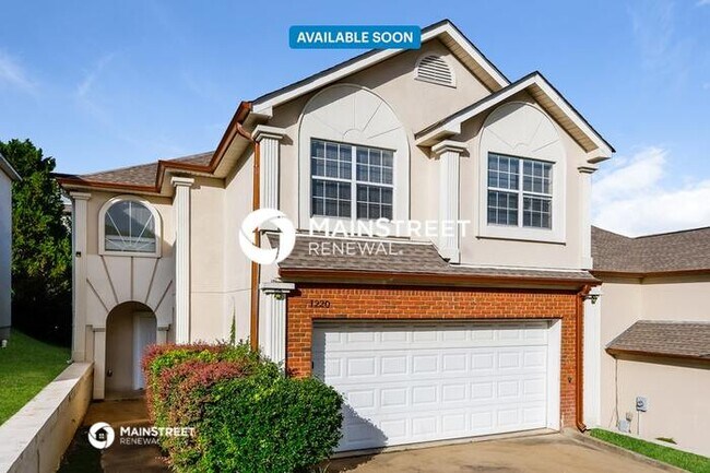 Primary Photo - 1220 Riverford Dr