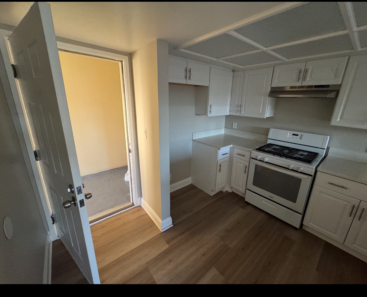 Building Photo - 14731 Erwin St