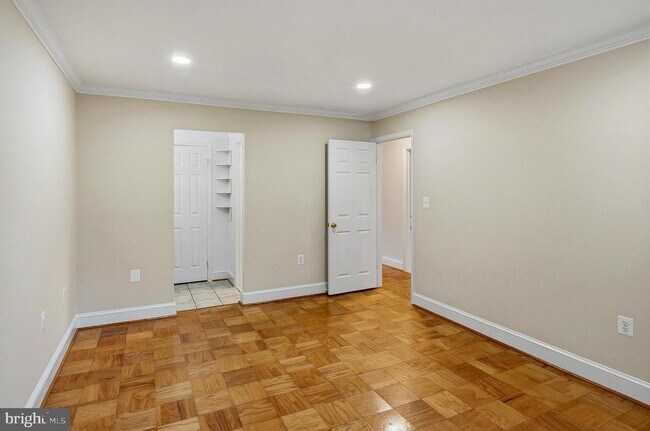 Building Photo - 10053 Windstream Dr