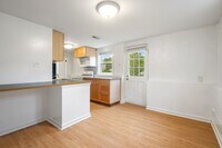 Building Photo - Cozy & Efficient 1 Bed/1 Bath in Carrboro