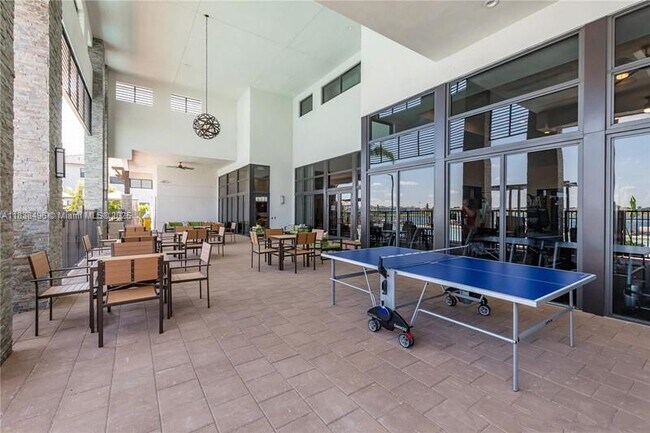 Building Photo - 8853 NW 155th Ter