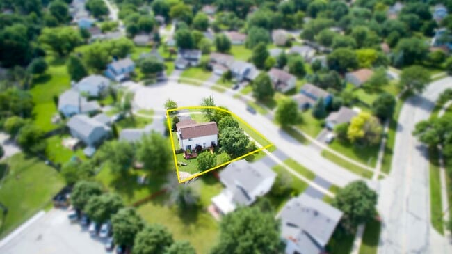 Building Photo - 387 Amy Ct