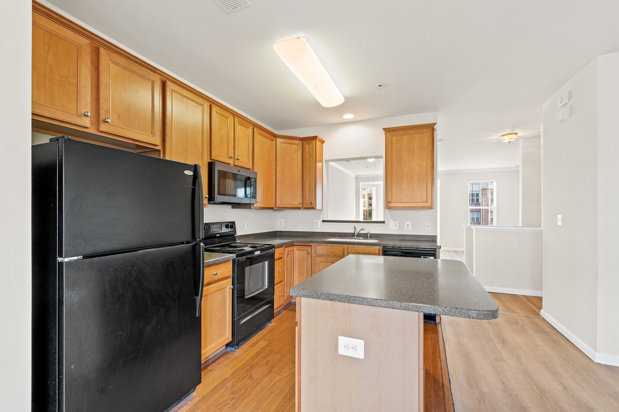 Building Photo - 5530 Capital Gateway Dr
