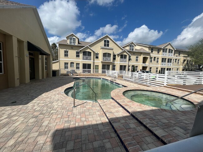 Building Photo - 5206 Sunridge Palms Dr