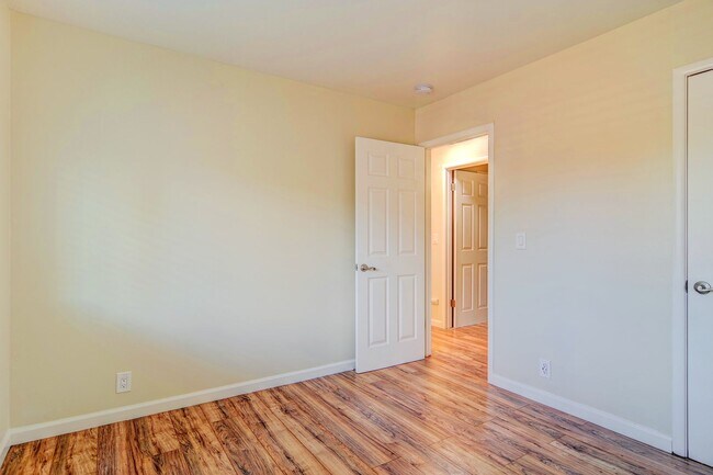 Interior Photo - 1410 Jefferson Avenue