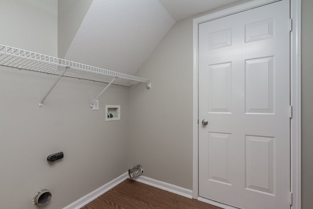 Building Photo - 9010 Eiderdown Way