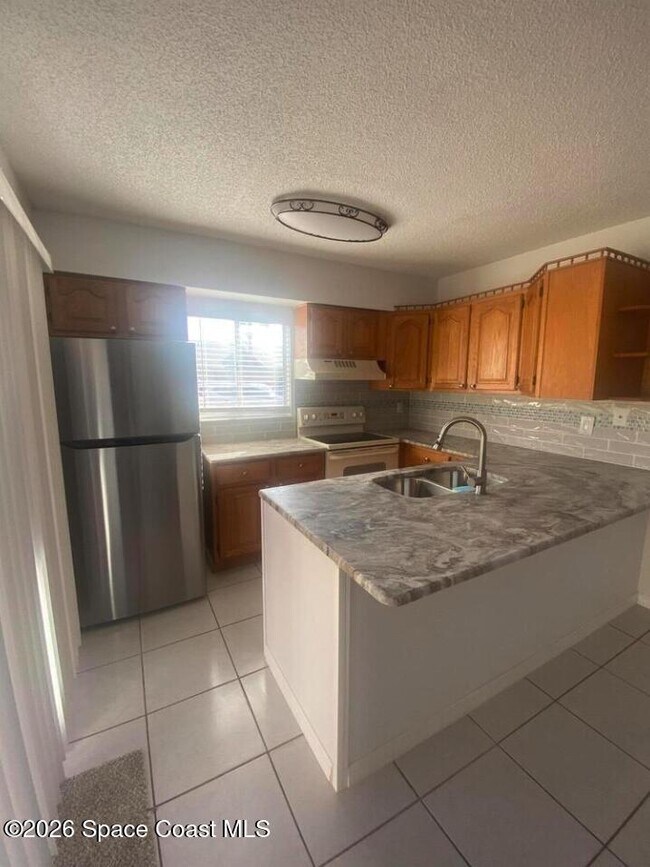 Building Photo - 4132 Bond Ave