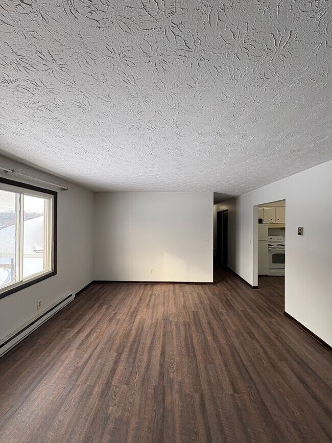 Building Photo - 74 Briarcliff Ave