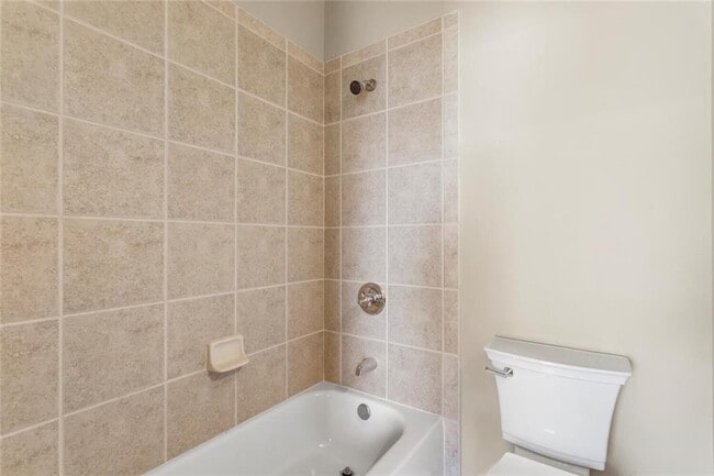 Building Photo - 2663 Rivers Edge Dr NE