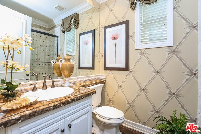 Building Photo - 7391 W Coastal View Dr