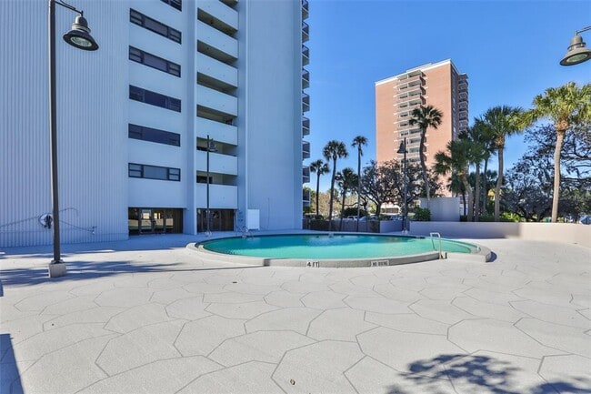 Building Photo - 4141 Bayshore Blvd