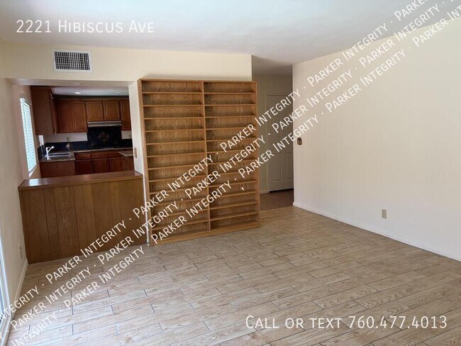Building Photo - 2221 Hibiscus Ave