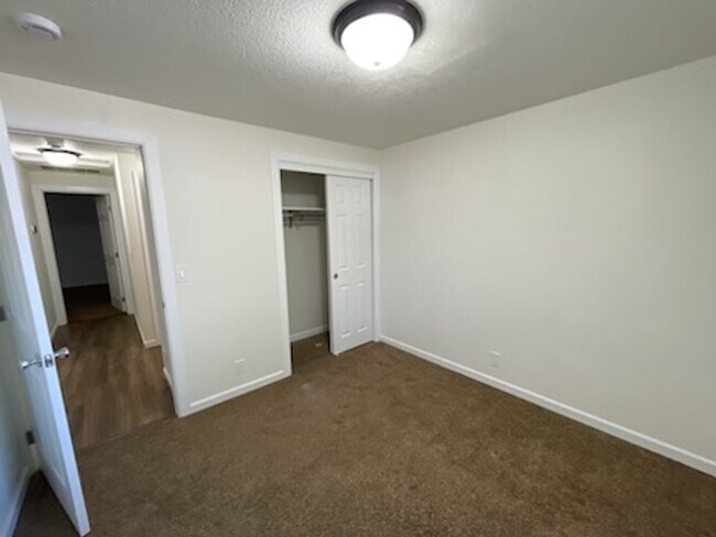 Building Photo - 17775 SW Corona Ln