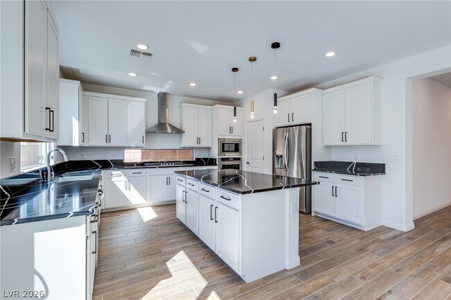 Building Photo - 5079 Appalachia Crk Ave