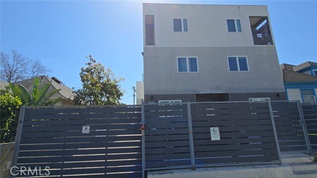 Building Photo - 2250 W 14th St