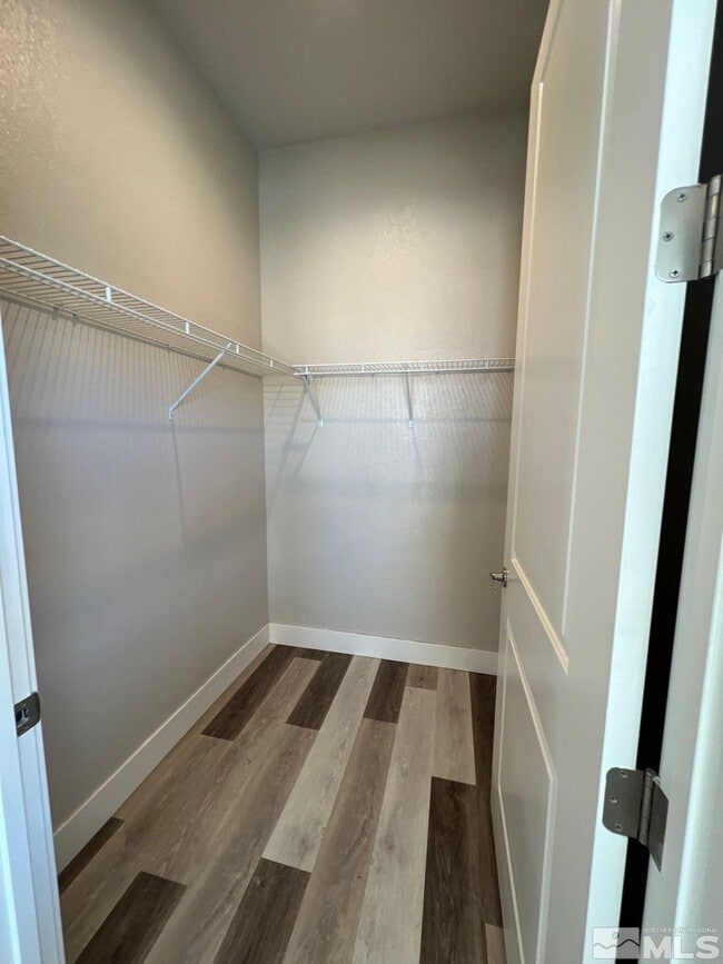Building Photo - 158 Jennys Ln