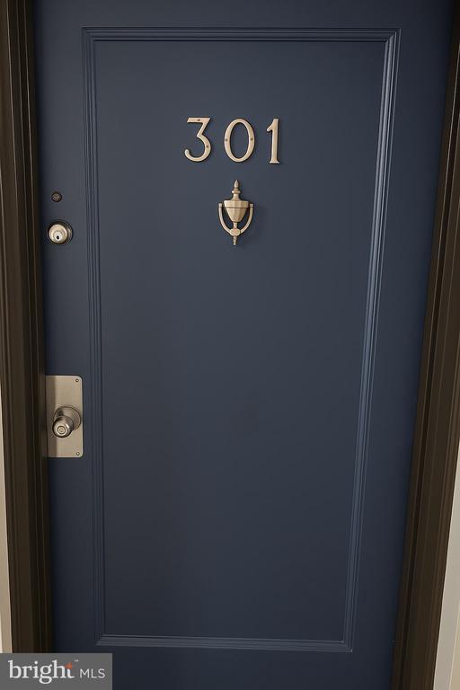 Building Photo - 111 Lee Ave