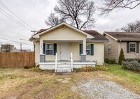 Building Photo - 712 45th Ave N