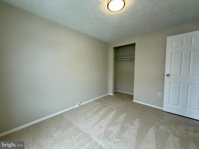 Building Photo - 1616 Barnstead Dr