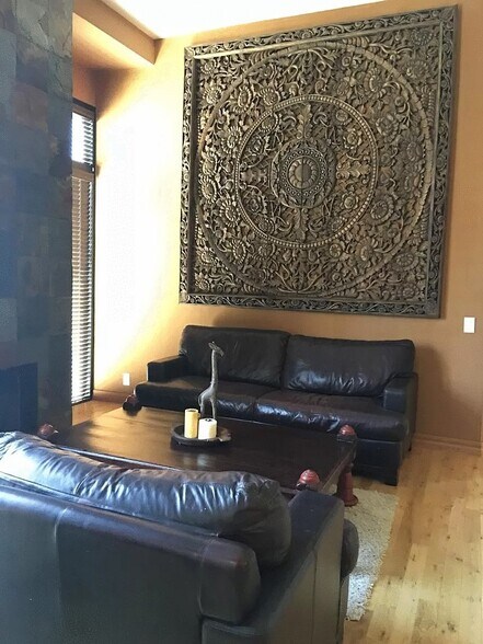 Building Photo - 5151 Balboa Blvd