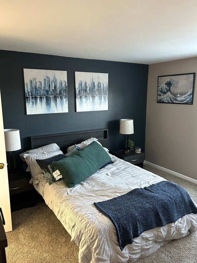 Master bed room - 12770 Ironstone Way