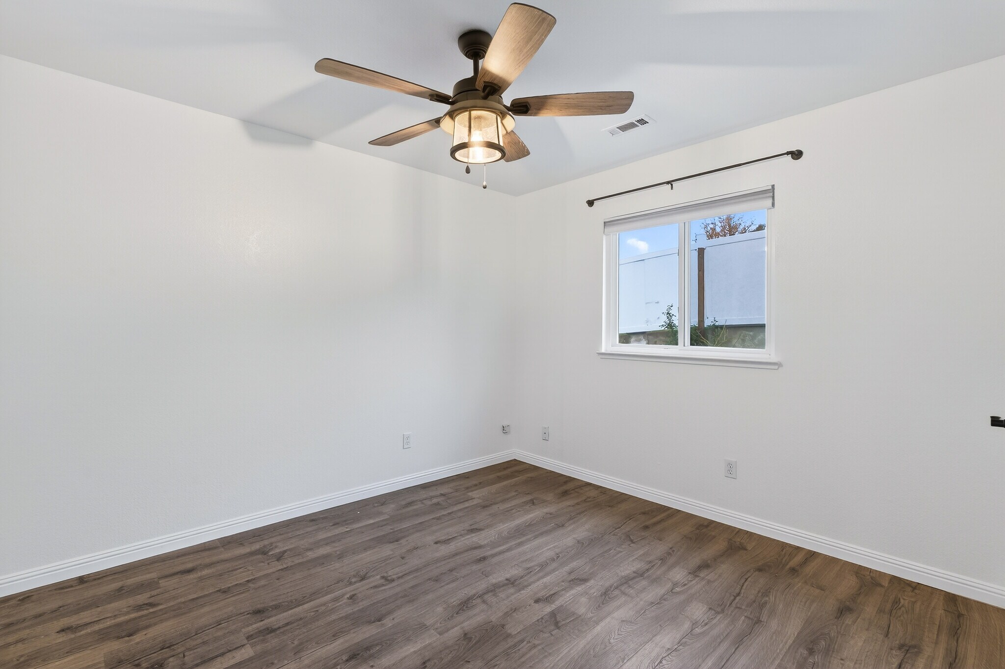 Building Photo - 1288 Grouse Ct