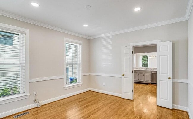 Building Photo - 4728 23rd St N