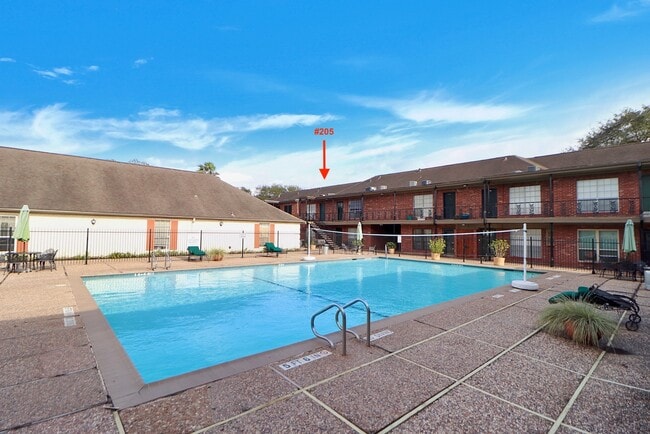 Building Photo - 11550 Chimney Rock Rd