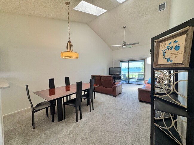 Building Photo - Winterset Condo with Gorgeous Sunset Views!