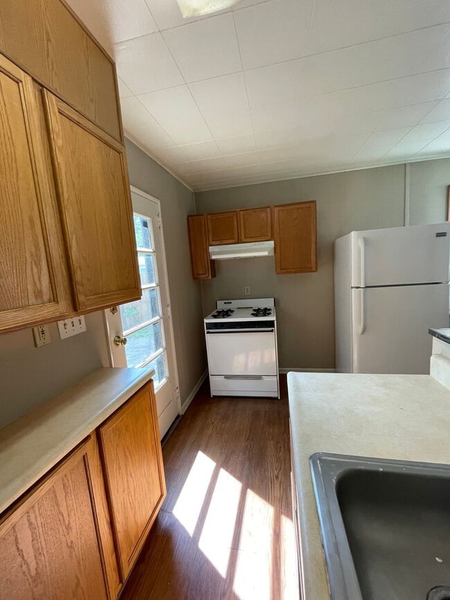 Building Photo - Single Family Home - WALKING DISTANCE TO PURDUE UNIVERSITY