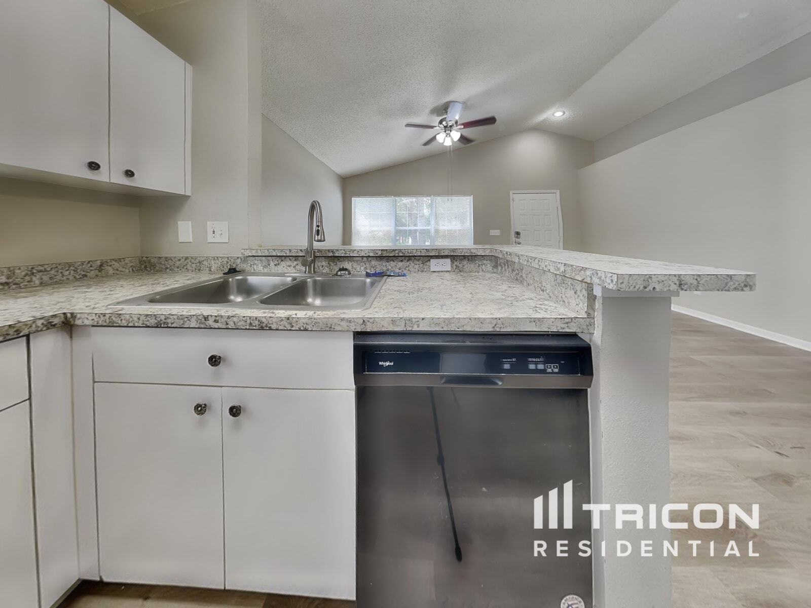 Building Photo - 828 Cape Cod Cir