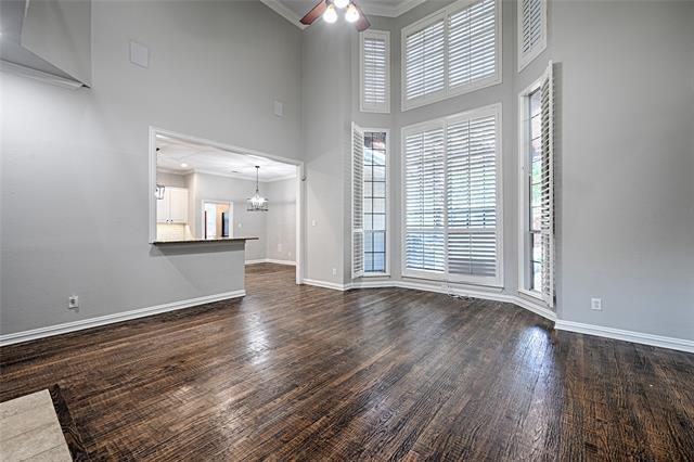 Building Photo - 3600 Crownhill Dr