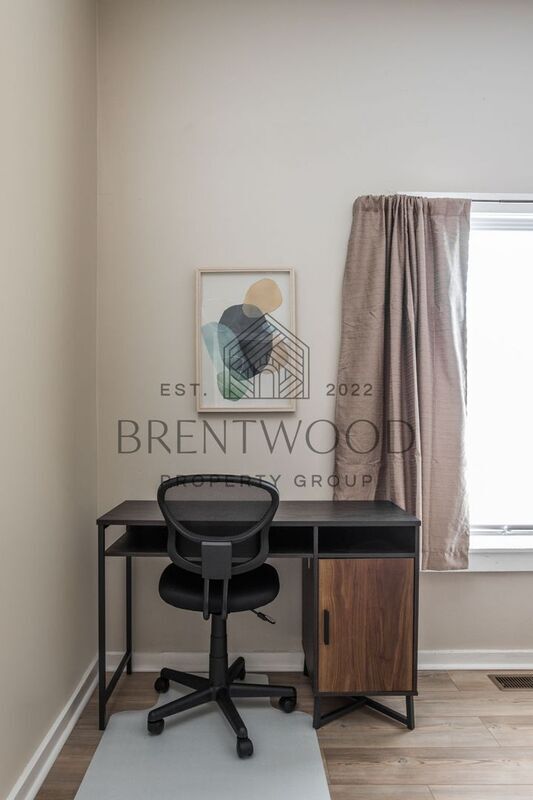 Building Photo - 929 N Tremont St