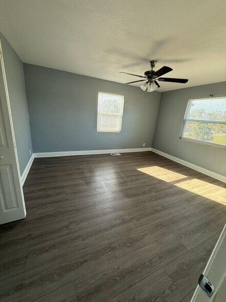 Building Photo - 641 Fremont Ave