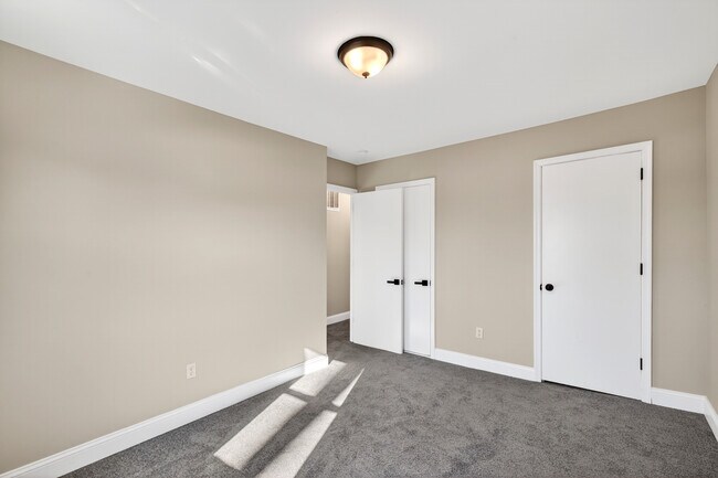 Building Photo - 204 Whitherspoon Ln