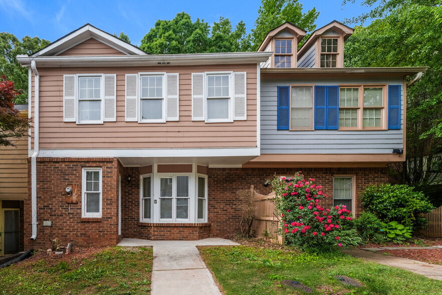 Primary Photo - 5603 Wells Cir